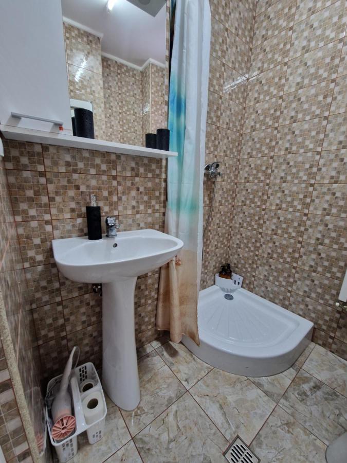 Apartamentul Florilor De Fan Azuga Exterior foto
